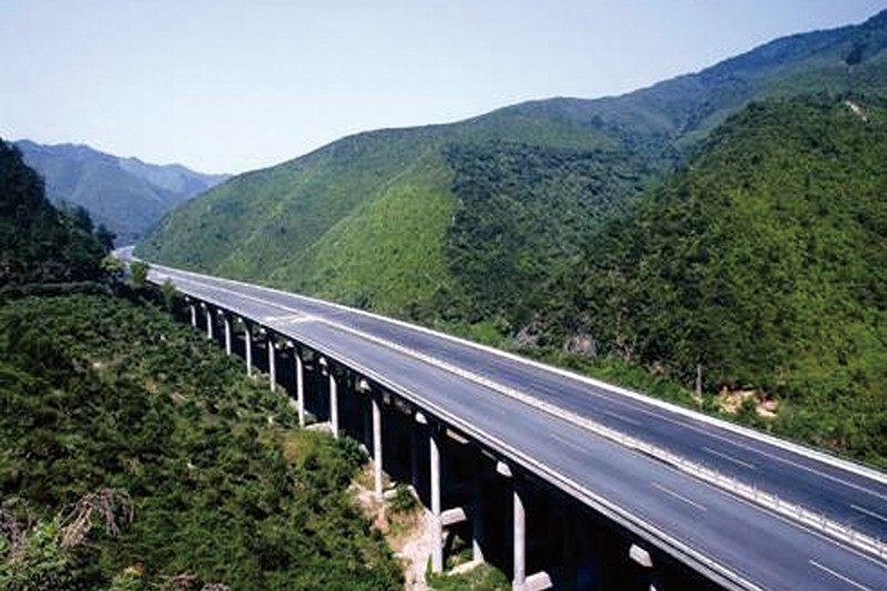 湖南南岳高速公路第一标